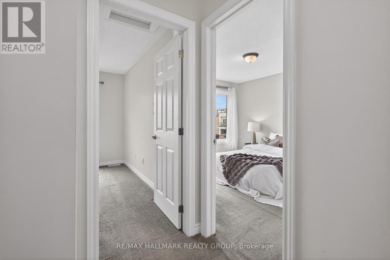 29602221/805-kiniw-private/cfb-rockcliffe-and-area/ottawa/ontario/K1K4Z4_26