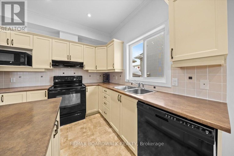 29659406/108-jade-street/town-of-rockland/clarence-rockland/ontario/K4K0C9_12