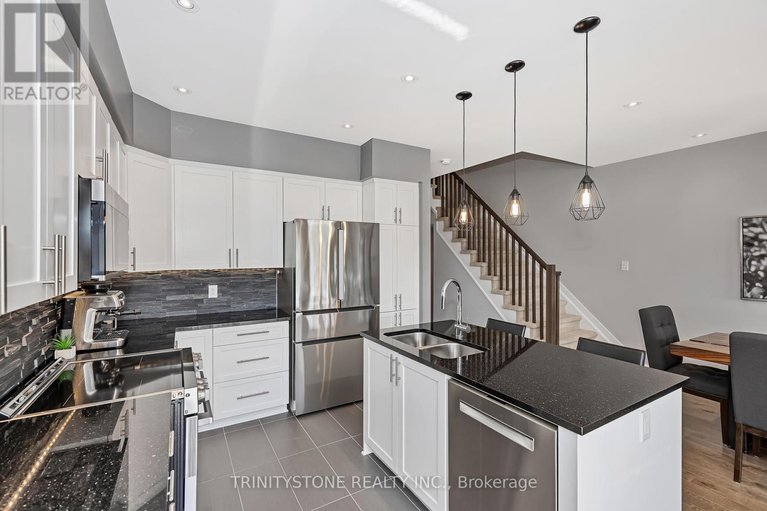 28836984/127-shinny-avenue/emerald-meadowstrailwest/ottawa/ontario/K2V0G3_8