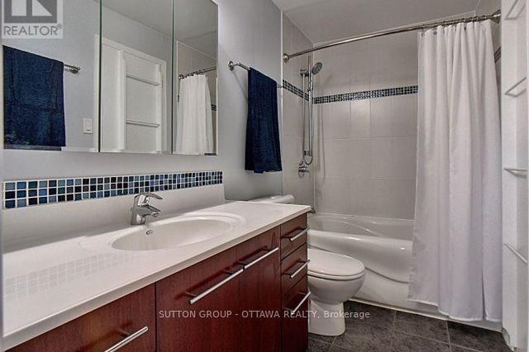 29385031/1191-grenoble-crescent/orleans-wood/ottawa/ontario/K1C2C5_14