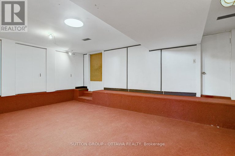 28874659/124-post-road/glencairnhazeldean/ottawa/ontario/K2L1L2_40