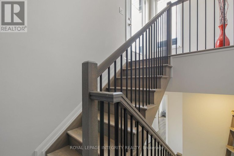 29648108/2722-draper-avenue/redwood-park/ottawa/ontario/K2H0C4_35