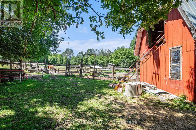28633840/21111-concession-rd-8-road/south-glengarry-lancaster-twp/south-glengarry/ontario/K0C1L0_20