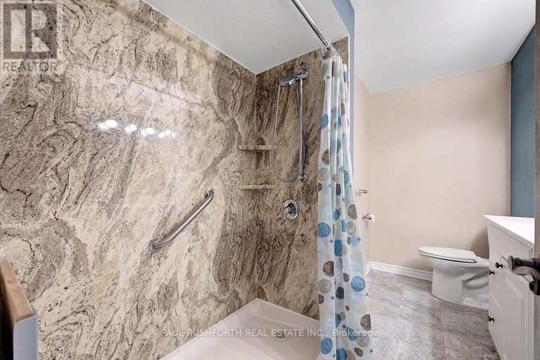 29431778/518-20-chesterton-drive/borden-farmstewart-farmcarleton-heightsparkwood-hills/ottawa/ontario/K2E6Z7_25