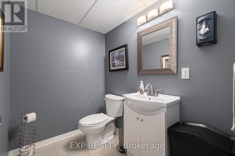 28647613/184-harbour-view-street-e/strandherd/ottawa/ontario/K2G7B4_38
