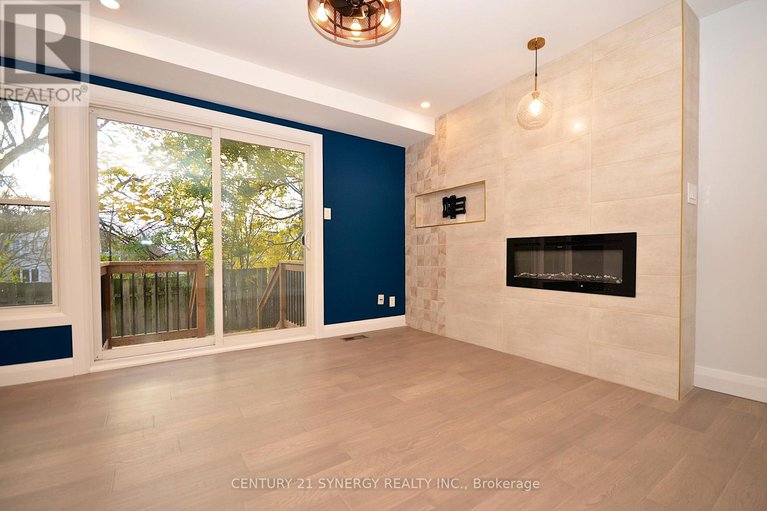 29094498/26-660-hochelaga-street/carson-meadows/ottawa/ontario/K1K2E9_24