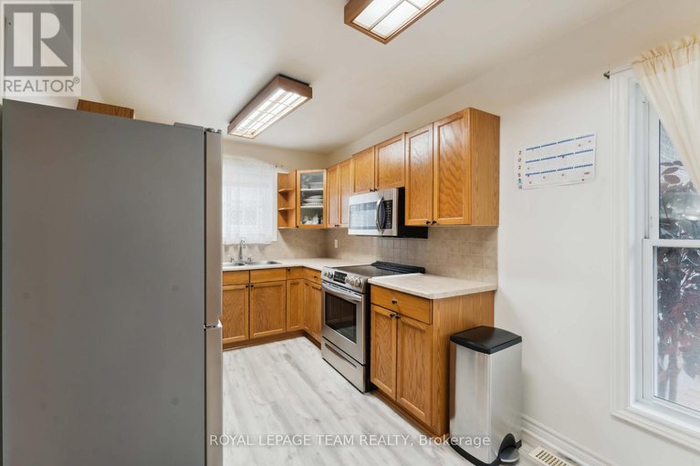 28512165/6351-st-louis-drive/hiawatha-parkconvent-glen/ottawa/ontario/K1C2X9_16