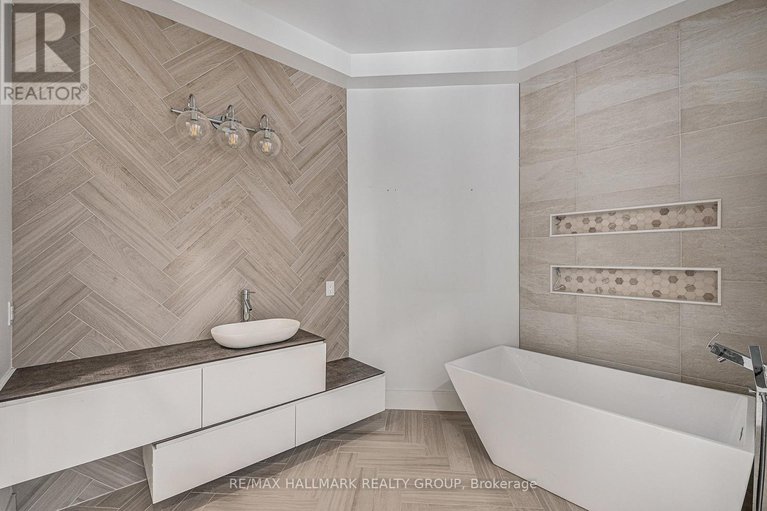 29127161/132-robert-taite-drive/cumberland-estates/ottawa/ontario/K4C1A9_22