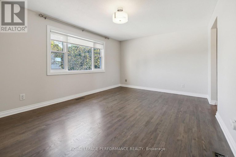 29032423/1873-du-clairvaux-road/chapel-hill/ottawa/ontario/K1C5X9_26