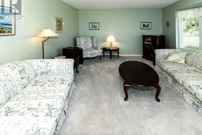 28605194/20-henry-goulburn-way/stittsville-south/ottawa/ontario/K2S1P2_6