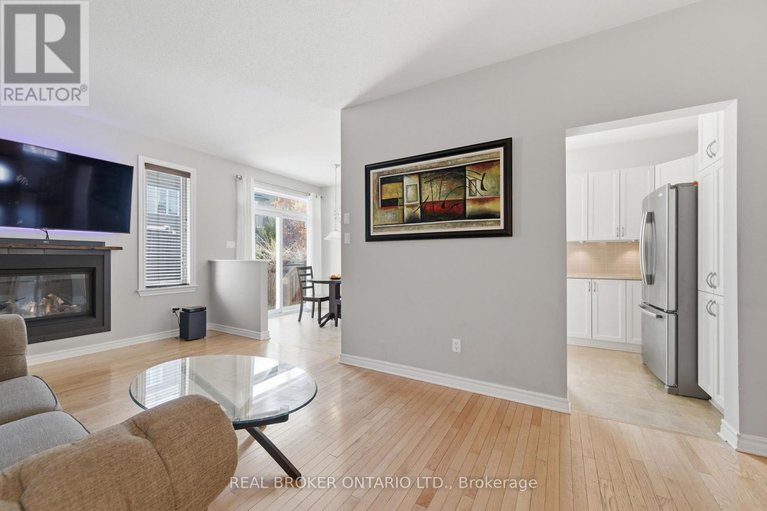 29636958/417-stalwart-crescent/blossom-parkkemp-parkfindlay-creek/ottawa/ontario/K1T0H2_11