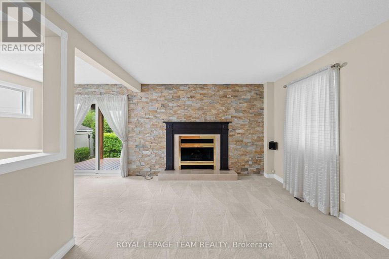 28648356/23-glacier-street/on-the-green/ottawa/ontario/K2J2M7_13