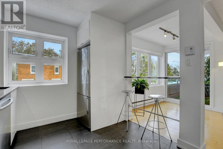 29098174/202-320-crichton-street/lindenlea/ottawa/ontario/K1M1W5_29