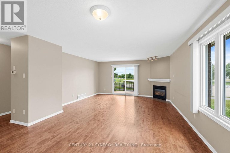 28591167/54-dr-gordon-crescent/kemptville/north-grenville/ontario/K0G1J0_10