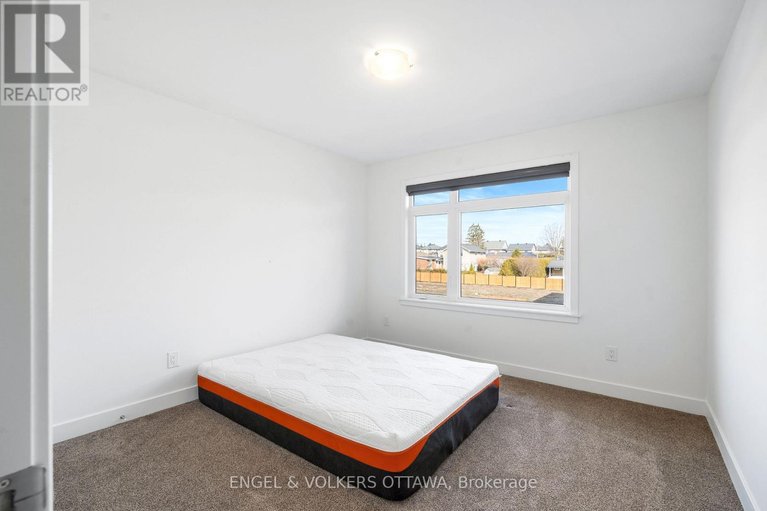 29556815/779-ovation-grove/leitrim/ottawa/ontario/K1T0X6_28