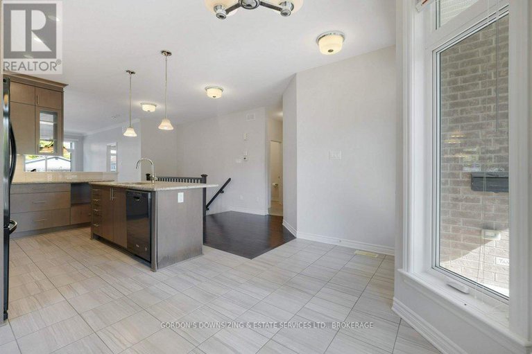 29090696/281-brambling-way/half-moon-bay/ottawa/ontario/K2J6E3_7