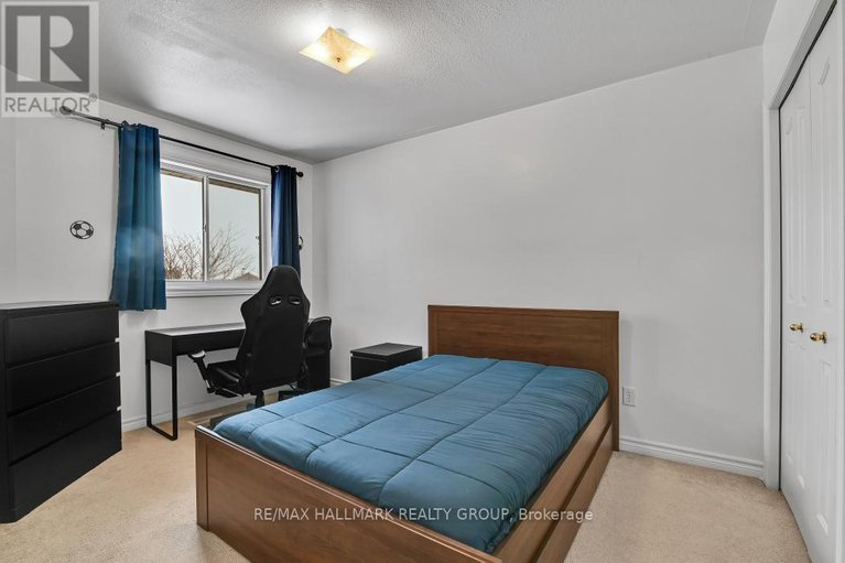 29663474/702-mud-creek-crescent/riverside-southgloucester-glen/ottawa/ontario/K1V1W3_26