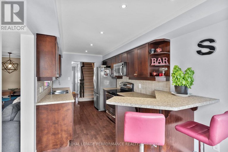 28784183/122-osnabrook-private/stonebridge/ottawa/ontario/K2J0G8_11