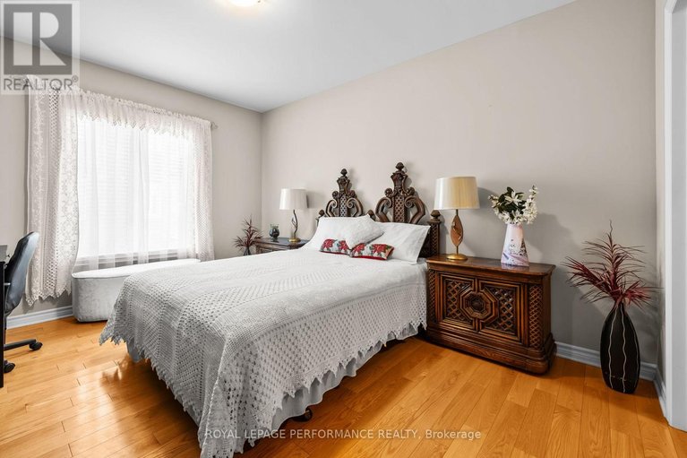 29613820/205-300-solstice-crescent/embrun/russell/ontario/K0A1W0_17