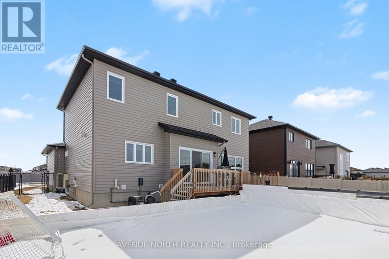 29584861/668-geneva-crescent/embrun/russell/ontario/K0A1W0_27