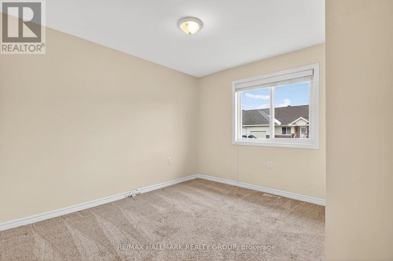 29149507/600-sunbeam-private/richmond/ottawa/ontario/K0A2Z0_32