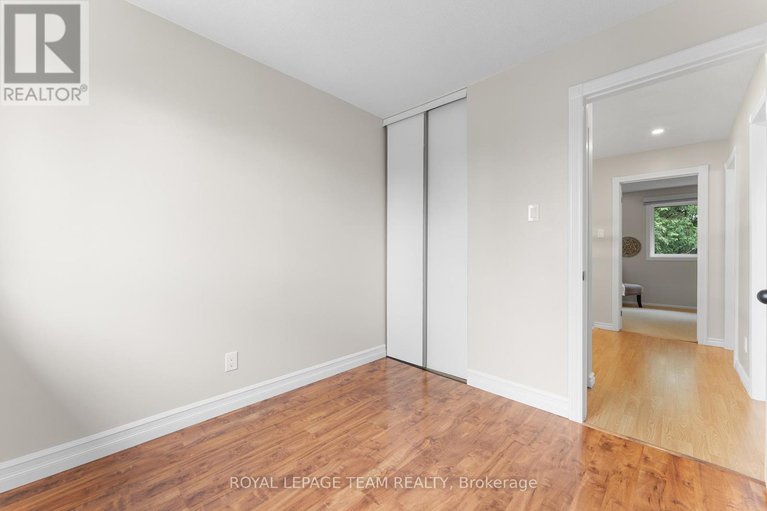28591921/20-80-mcdermot-court/katimavik/ottawa/ontario/K2L3V1_25