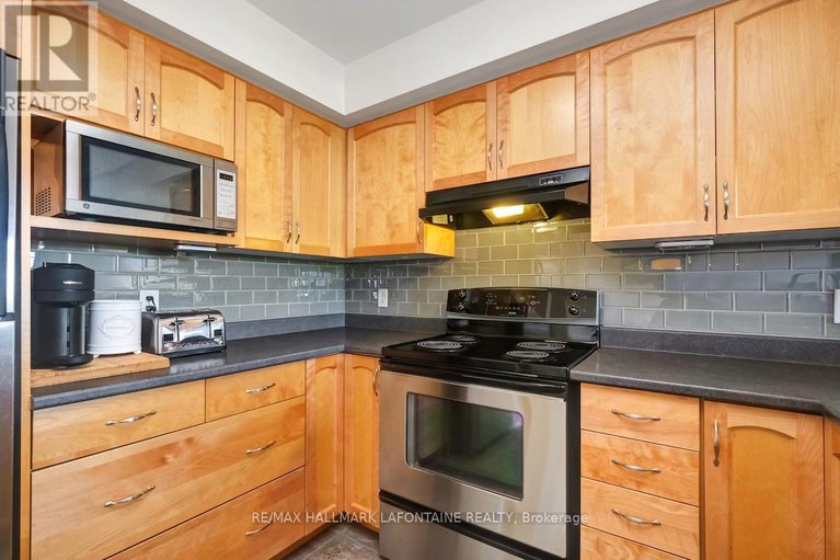 29412973/442-wisteria-crescent/hunt-club/ottawa/ontario/K1V0P1_16