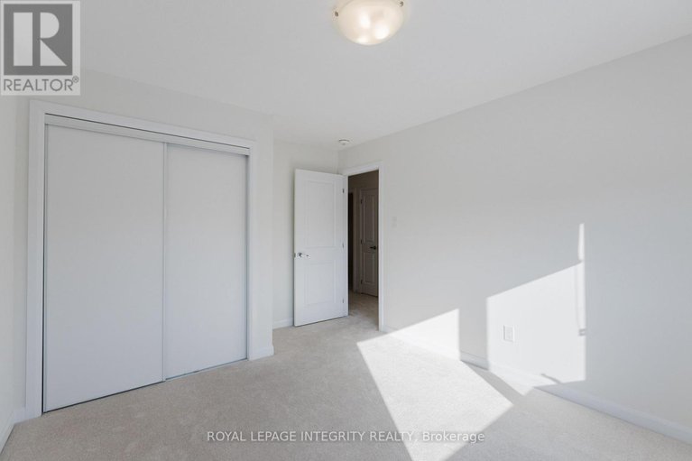 29273389/850-cappamore-drive/half-moon-bay/ottawa/ontario/K2C3H2_26