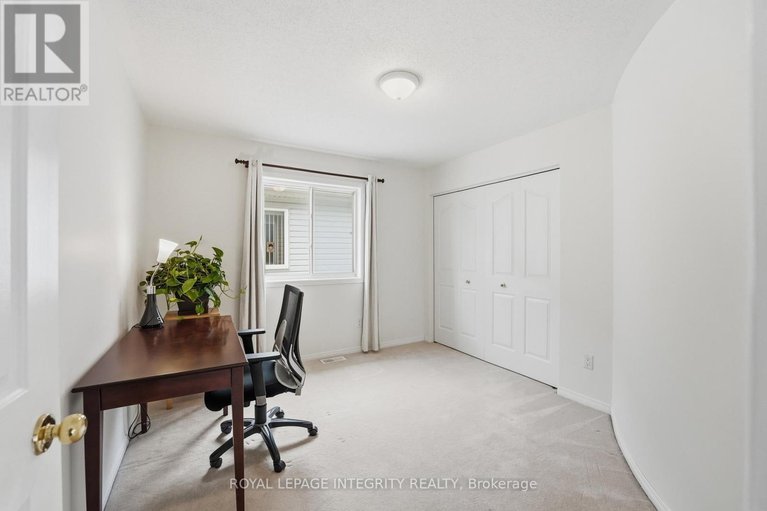 29687408/46-catterick-crescent/morgans-grantsouth-march/ottawa/ontario/K2K3M6_42