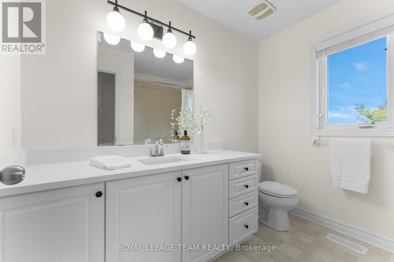 28862947/500-teskiwa-crescent/morgans-grantsouth-march/ottawa/ontario/K2W1H7_35