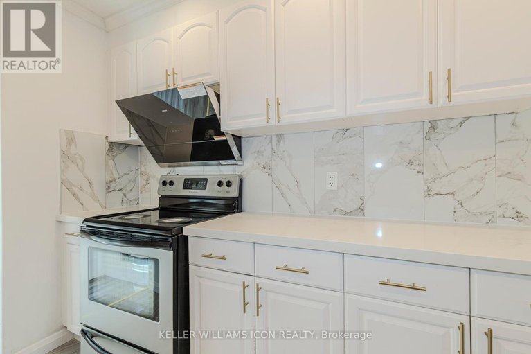 28846763/92-meadowlands-drive-w/meadowlandscrestview/ottawa/ontario/K2G2R8_20