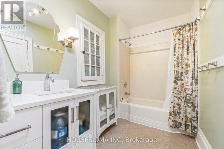 28834459/19-oakland-avenue/glebe/ottawa/ontario/K1S2T1_33