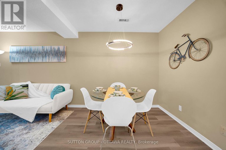 28809858/6325-tealwood-place/chapel-hill/ottawa/ontario/K1C7J9_7