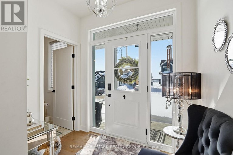 29400693/3-arber-street/vankleek-hill/champlain/ontario/K0B1R0_14