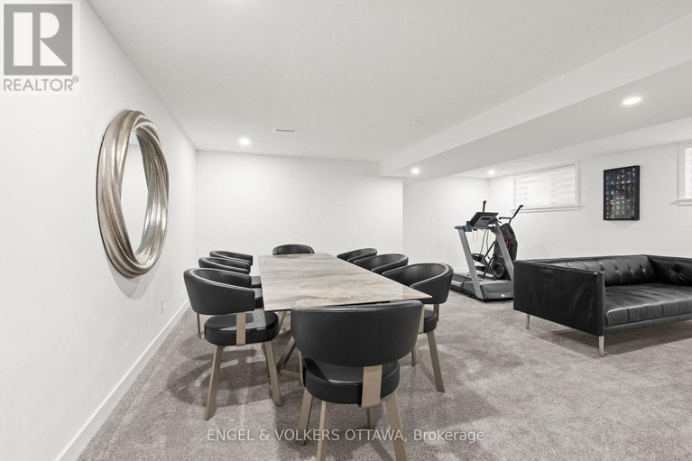 29134549/1047-hydrangea-avenue/riverside-southgloucester-glen/ottawa/ontario/K4M0L5_28