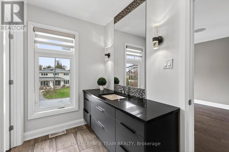 29651799/1670-ortona-avenue/carleton-heights/ottawa/ontario/K2C1W7_35