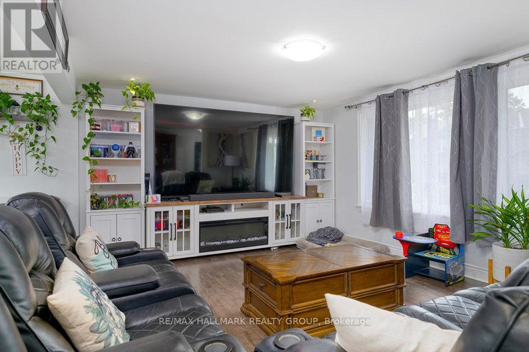 28639060/177-glynn-avenue/overbrookcastle-heights/ottawa/ontario/K1K1S4_3