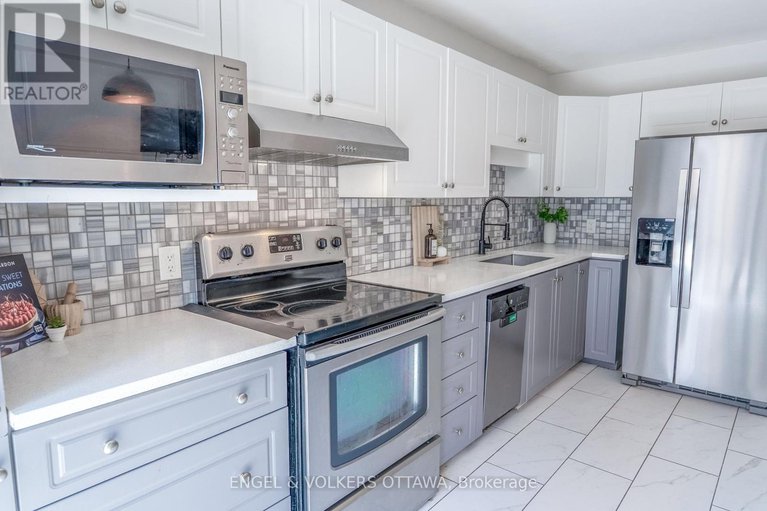 28241541/34-baton-court/katimavik/ottawa/ontario/K2L4C8_10