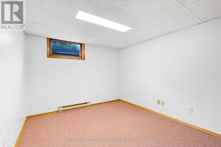 28348539/61-albert-street/embrun/russell/ontario/K0A1W1_21