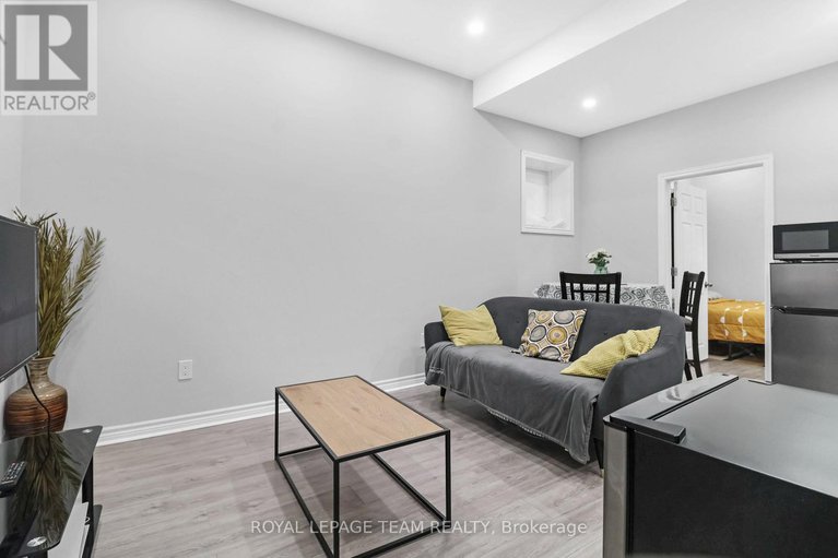 29334337/405-aphelion-crescent/half-moon-bay/ottawa/ontario/K2J6N6_41