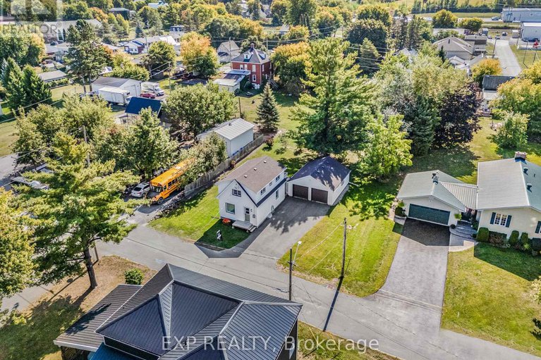 28882861/26-alexander-street-w/maxville/north-glengarry/ontario/K0C1T0_29