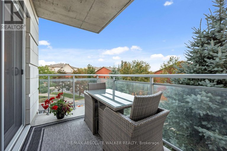 28975996/207-90-landry-street/vanier/ottawa/ontario/K1L0A9_13