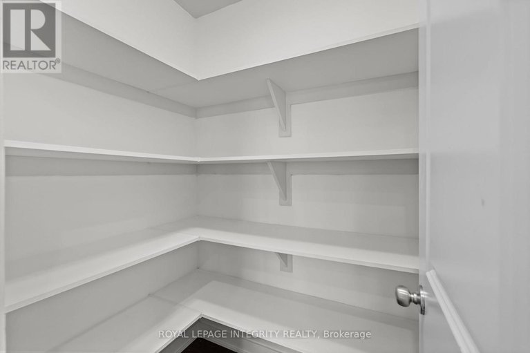 29068972/893-sendero-way/remainder-of-stittsville-area/ottawa/ontario/K2S2W8_10