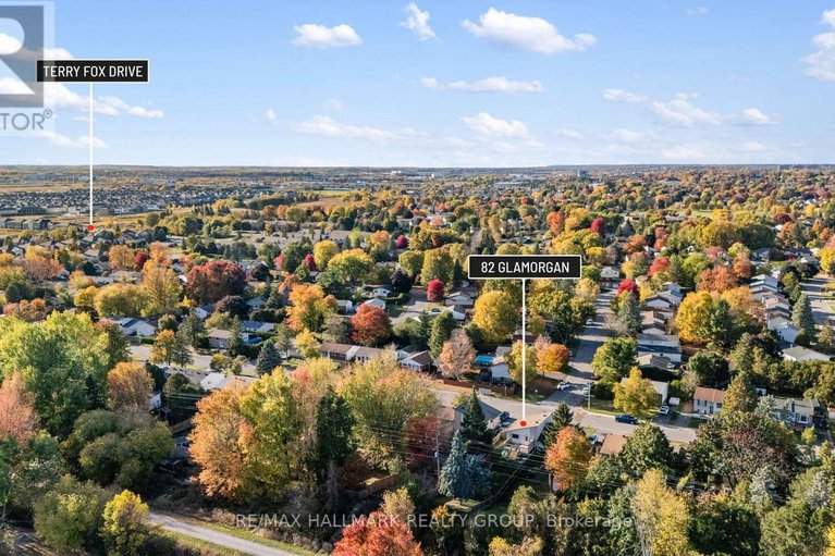29004892/82-glamorgan-drive/glencairnhazeldean/ottawa/ontario/K2L1R4_30