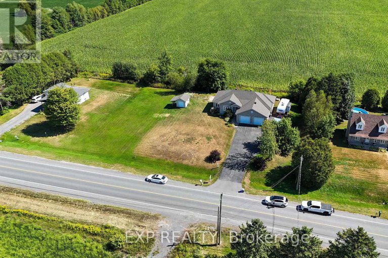 28790575/3403-gendron-road/clarencerockland-twp/clarence-rockland/ontario/K0A2A0_4