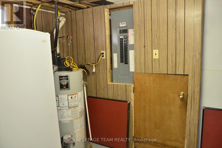 28671532/4951-hwy-31-bank-street-n/south-dundas-williamsburgh-twp/south-dundas/ontario/K0C2H0_34