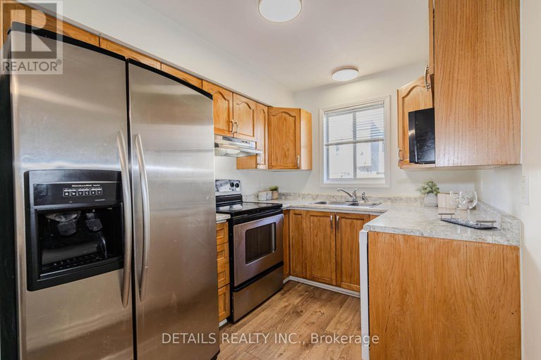 29074499/2592-crosscut-terrace/emerald-woodssawmill-creek/ottawa/ontario/K1T4A1_10