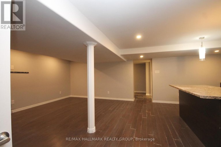 28422586/1844-river-road/manotick-east-to-manotick-station/ottawa/ontario/K4M1B4_32
