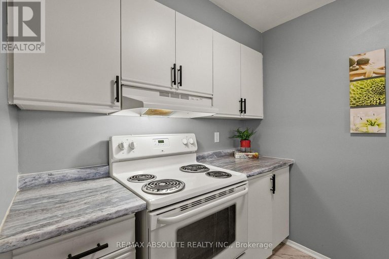 29671420/415-216-viewmount-drive/borden-farmstewart-farmcarleton-heightsparkwood-hills/ottawa/ontario/K2E7X4_15