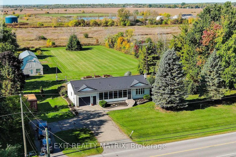 28926476/12187-county-road-3-road-w/winchester/north-dundas/ontario/K0C2K0_1